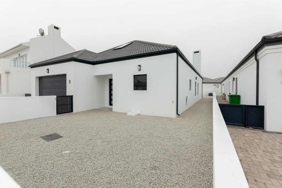 3 Bedroom Property for Sale in Sandy Point Western Cape